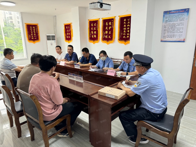 （替换照片）2024年5月11日,湛江经开区人民检察院联合区司法局对未成年矫正对象进行了教育谈话.jpg